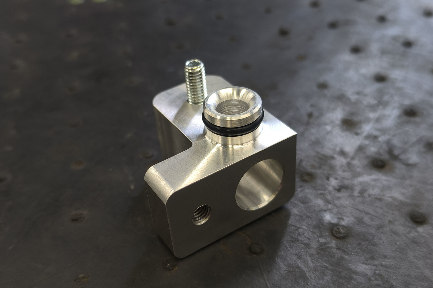 エアコン用R134Aタイプ90°アダプタΦ15.5ｍｍ