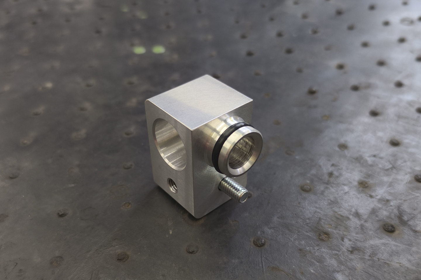 エアコン用R134Aタイプ90°アダプタΦ18.2ｍｍ